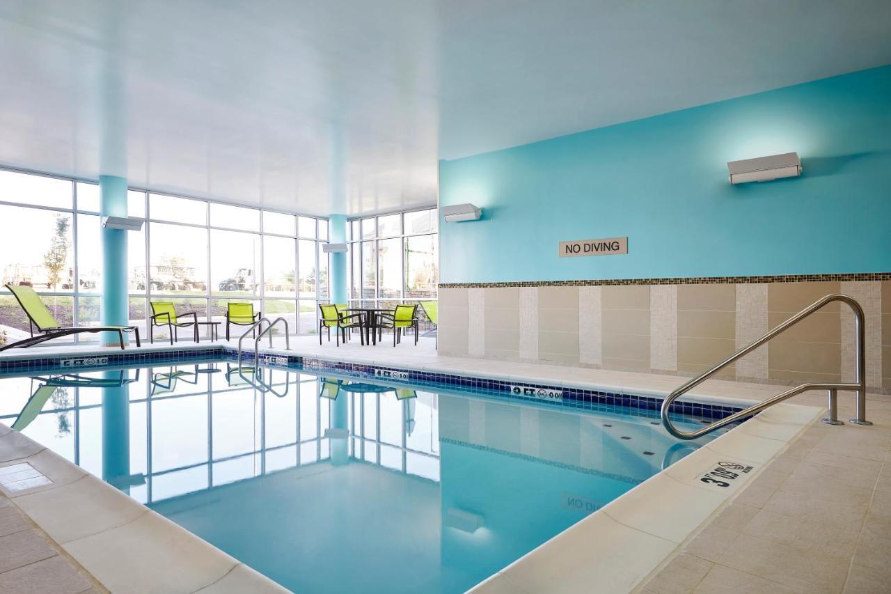 Springhill Suites By Marriott Springfield North Exteriör bild