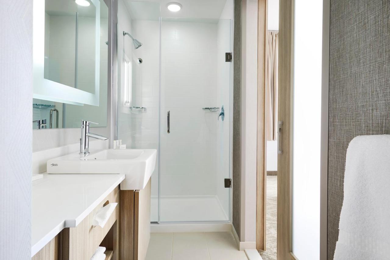 Springhill Suites By Marriott Springfield North Exteriör bild